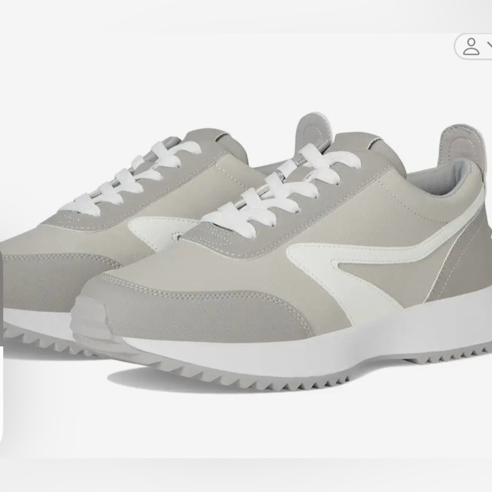 NWT - Women’s Dolce Vita “Bynx” Sneakers 2Tone with shoe lace- Taupe White -8.5